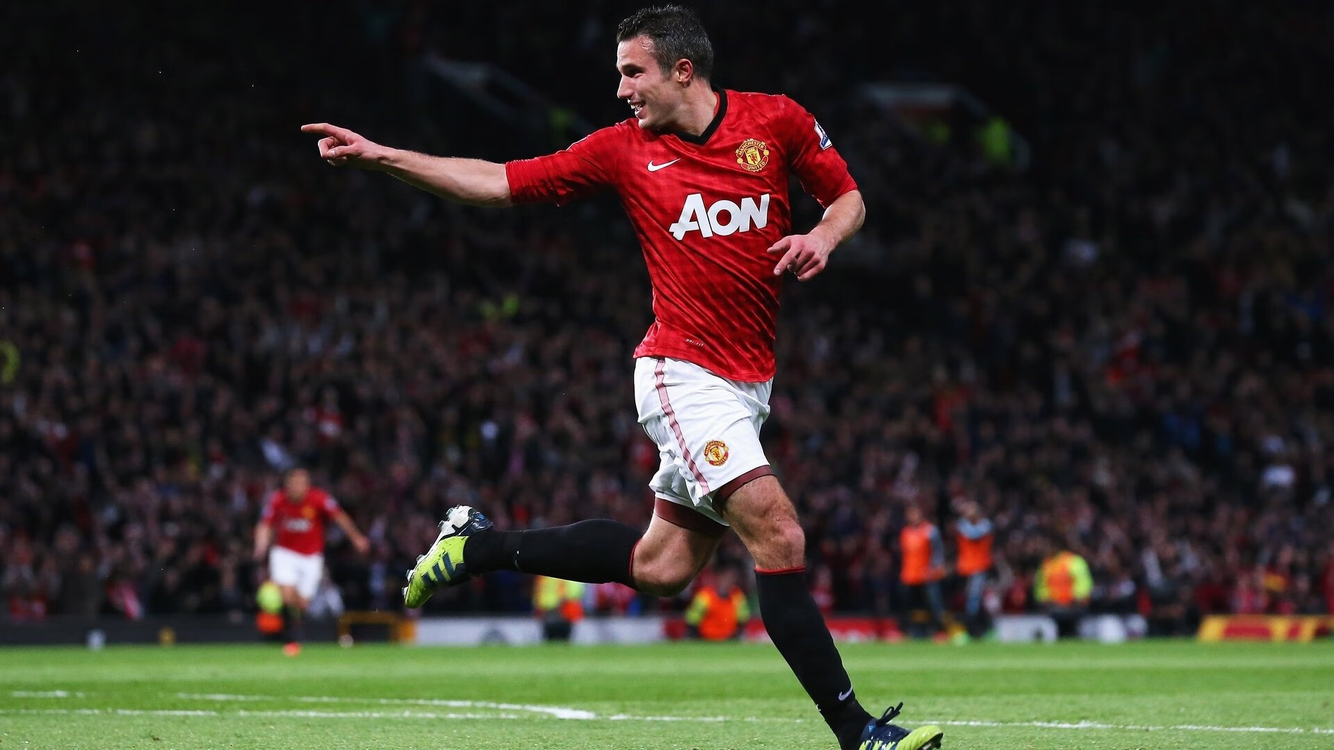 爱游戏官网-凯恩巅峰对决，德约科维奇与30激战湖人分钟，问鼎冠军胜负难料！